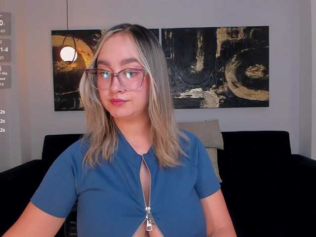 NovaSinclair live webcam show