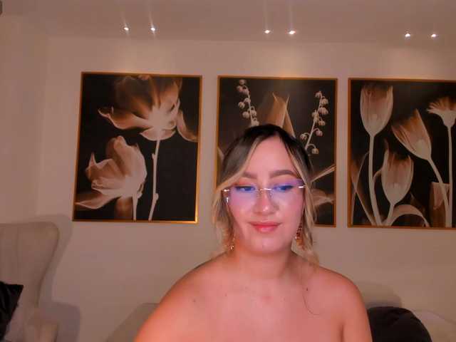 NovaSinclair live cam on BongaCams