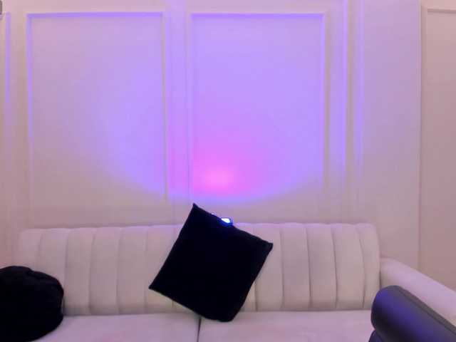 NovaSinclair live webcam show