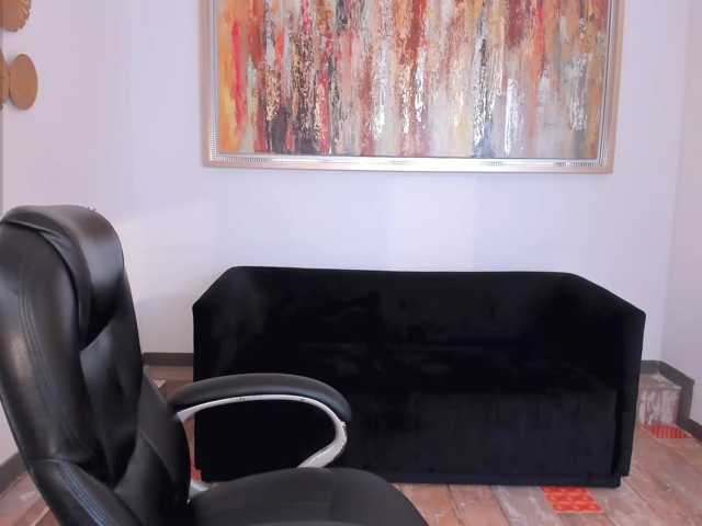 NovaSinclair live cam preview