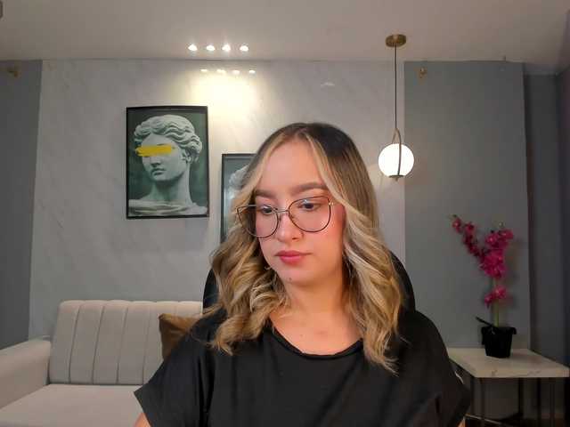 NovaSinclair live cam on BongaCams