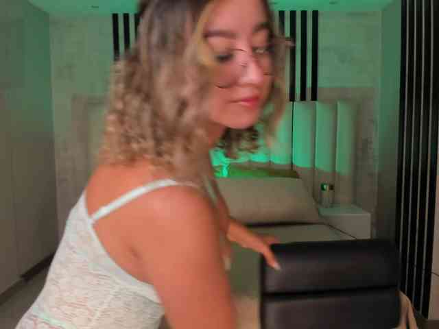 NovaSinclair webcam