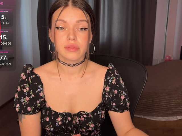 Kinkich live webcam show