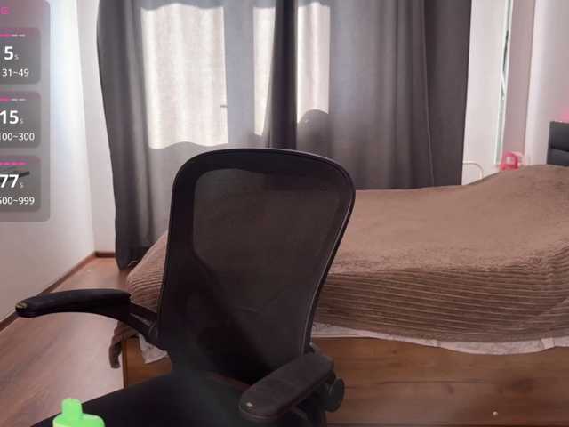 Kinkich live webcam show