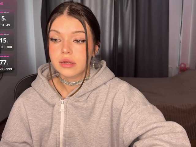 Kinkich live webcam show