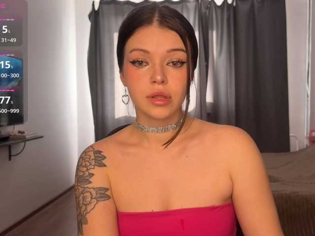 Kinkich live webcam show