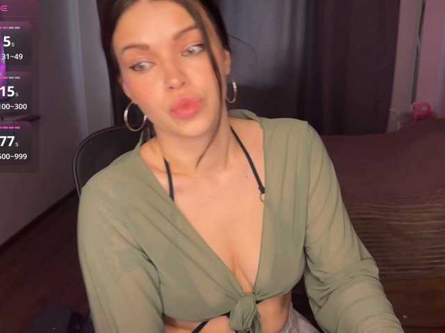 Kinkich live webcam show