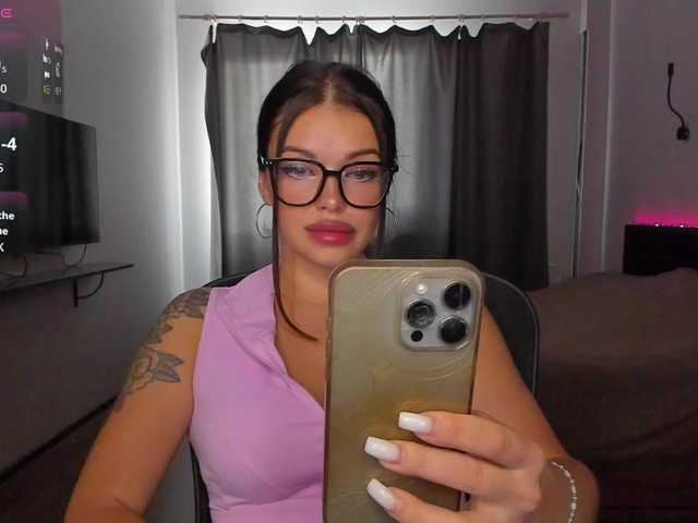 Kinkich live cam on BongaCams