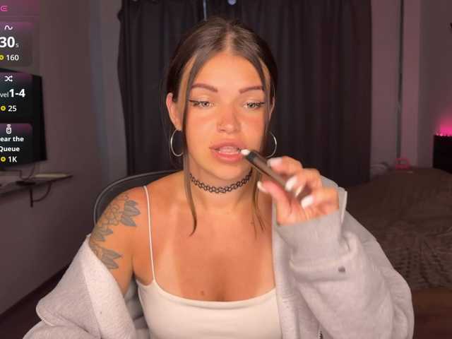 Kinkich live cam on BongaCams