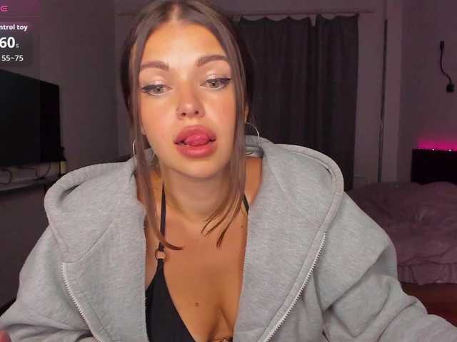 Kinkich live cam on BongaCams