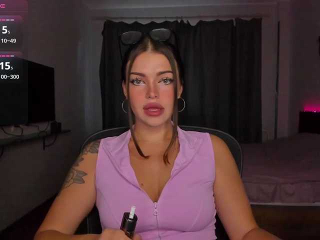 Kinkich live cam on BongaCams