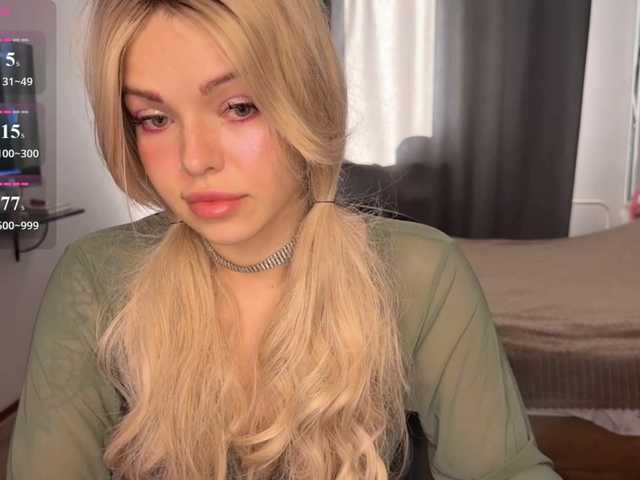 Kinkich live webcam show