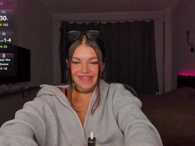 Kinkich live cam preview