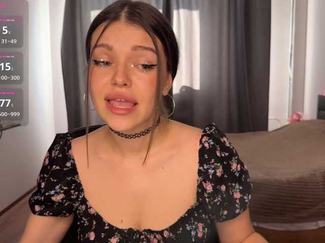Kinkich live webcam show