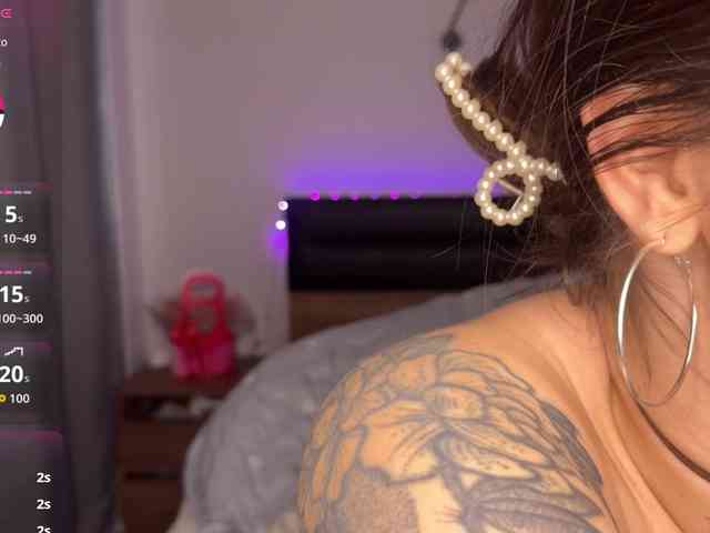 Kinkich Sex Cam Show