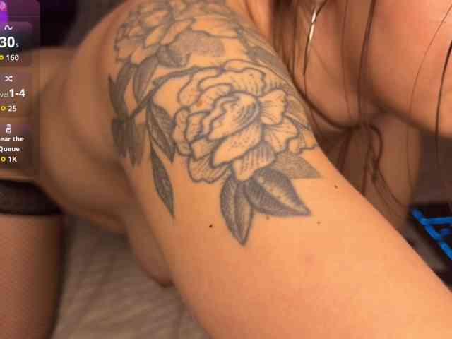 Kinkich Sex Cam Show