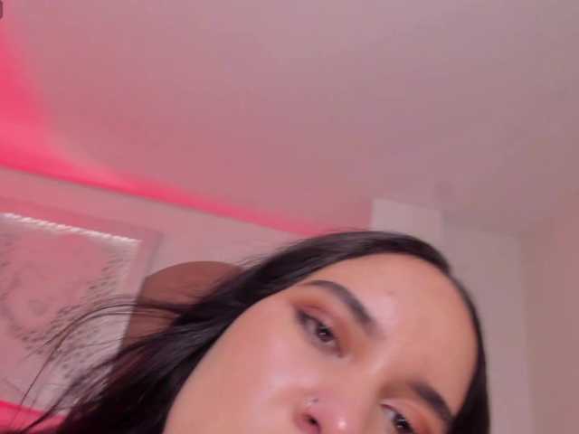 AmaraCollins live cam on BongaCams