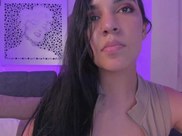 AmaraCollins live cam on BongaCams
