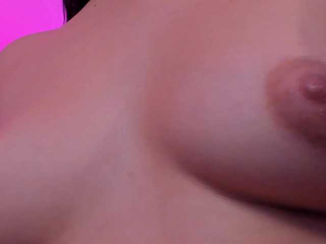 AmaraCollins live cam on BongaCams