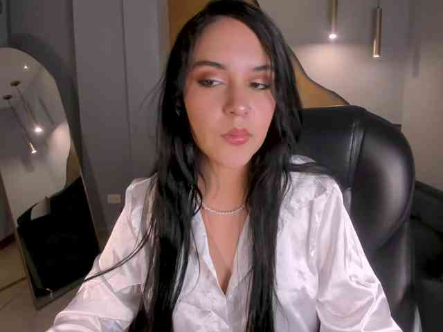 AmaraCollins webcam
