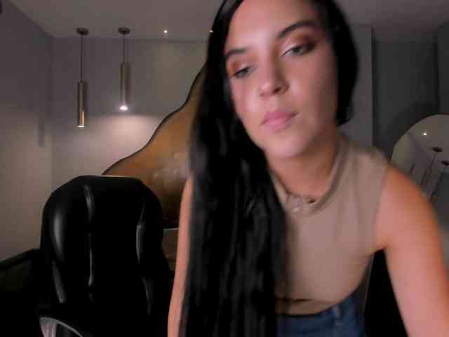 AmaraCollins webcam