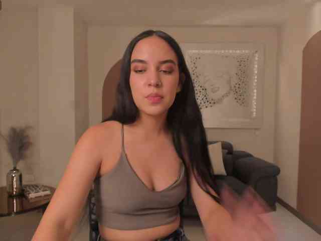 AmaraCollins webcam