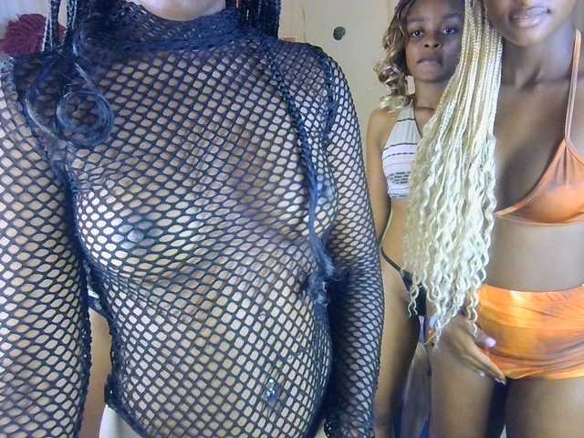 AfricansDoItBetter live cam on BongaCams