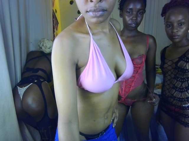 AfricansDoItBetter live cam on BongaCams