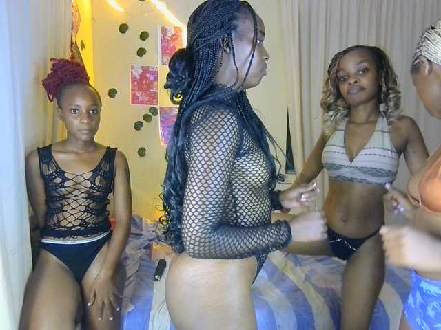 AfricansDoItBetter live cam on BongaCams