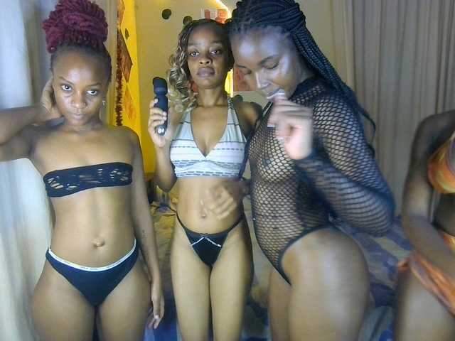 AfricansDoItBetter live cam on BongaCams