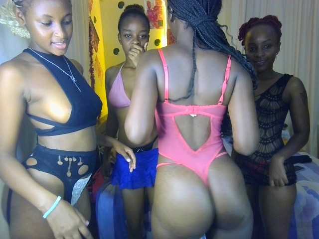 AfricansDoItBetter live cam on BongaCams