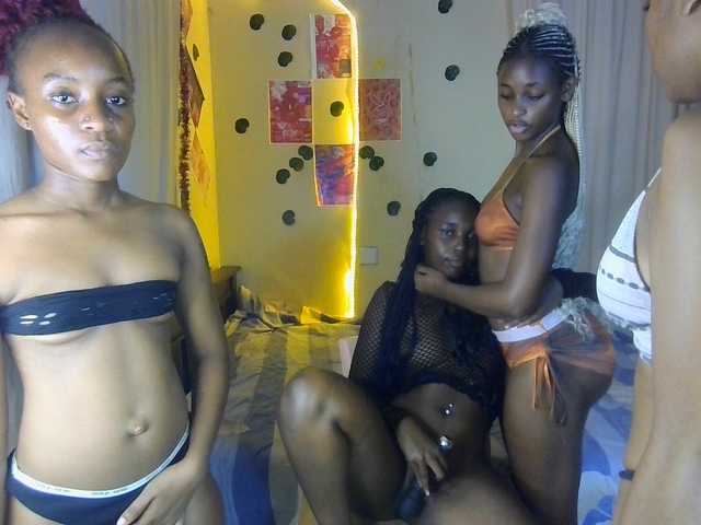 AfricansDoItBetter live cam on BongaCams