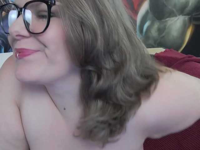 Lady2XL live cam on BongaCams