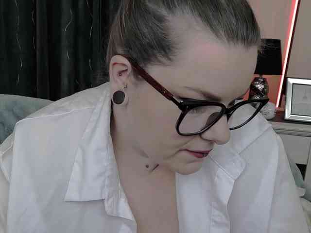 Lady2XL
