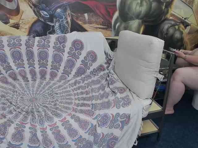 Lady2XL webcam