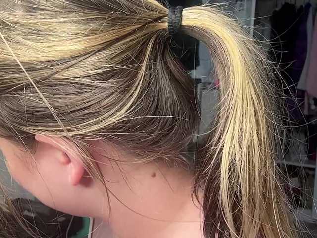 JessLuck1 live cam on BongaCams