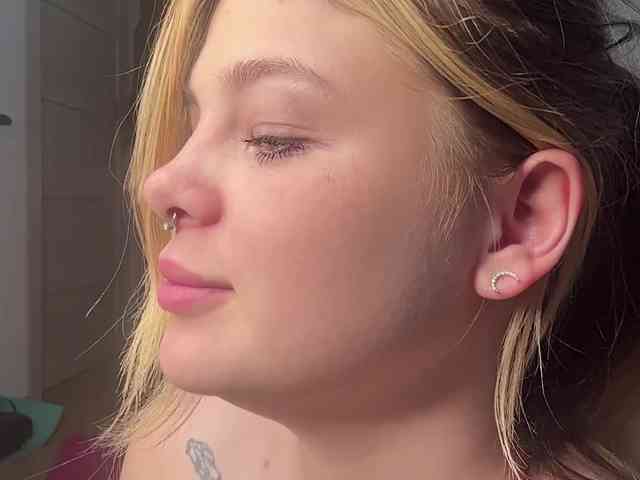 JessLuck1 webcam