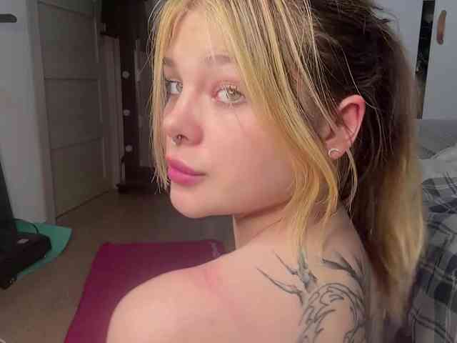 Model: JessLuck1