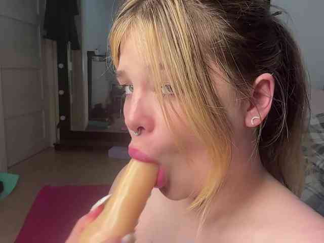 JessLuck1 webcam