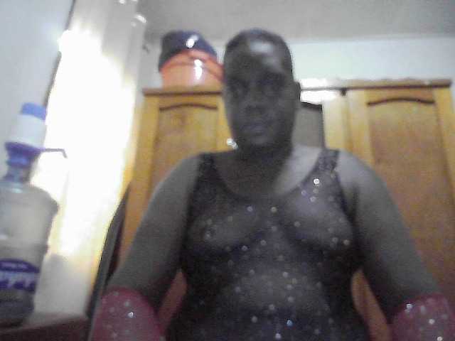 Micheleblack, 29 y/o - Live Cam on BongaCams