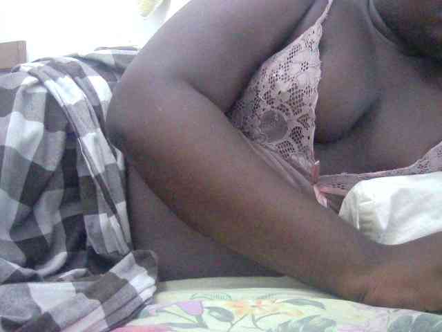 micheleblack Live Webcam on BongaCams