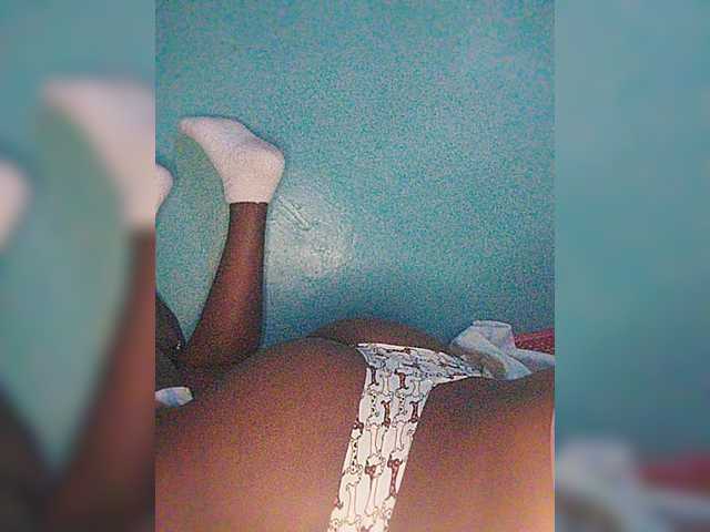 Bluemee live cam on BongaCams