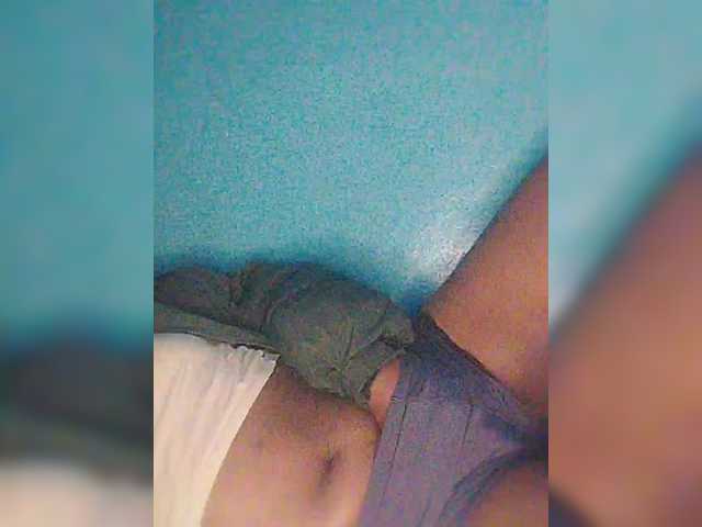 Bluemee live cam on BongaCams