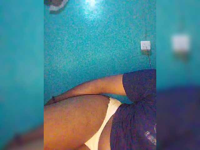 Bluemee live cam on BongaCams