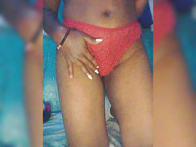 Bluemee live cam on BongaCams