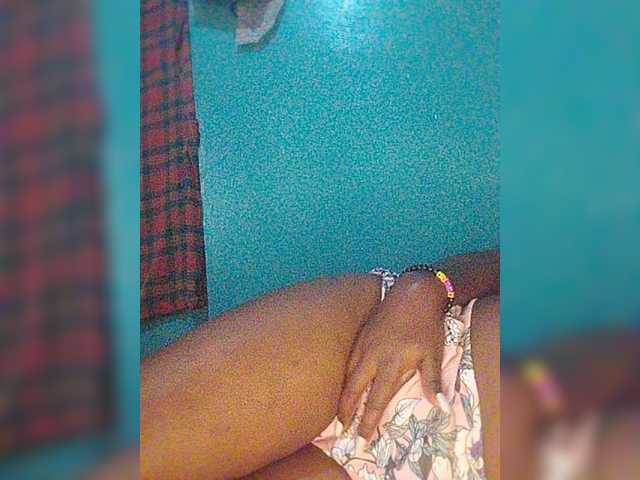 Bluemee live cam on BongaCams