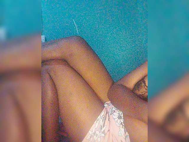 Bluemee live cam on BongaCams