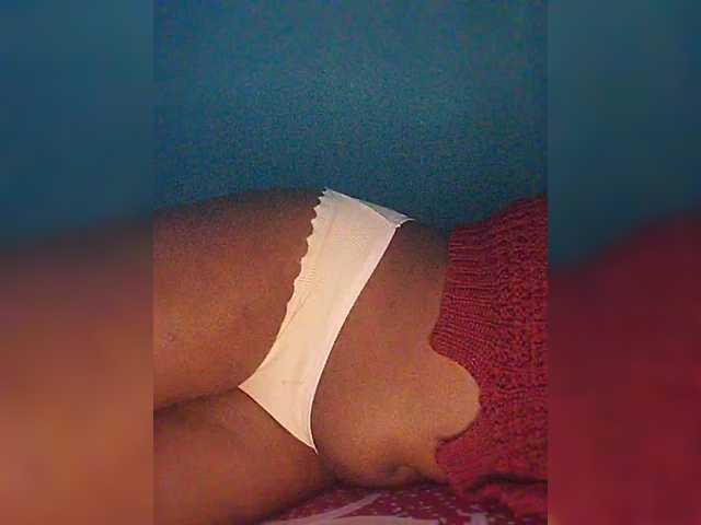 Bluemee live cam on BongaCams