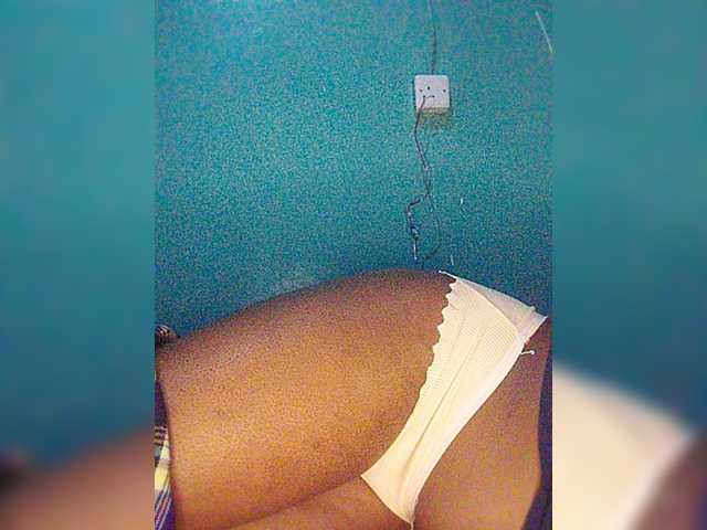 Bluemee live cam on BongaCams