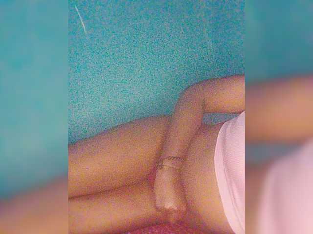 Bluemee live cam on BongaCams